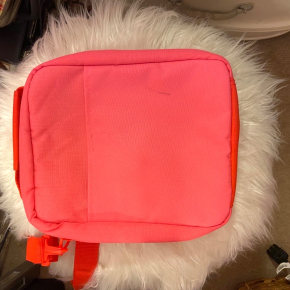 Vintage Hello Kitty Retro Sanrio Stylish Pink Insulated Lunch Bag for Adults - Picture 3 of 4